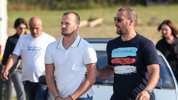 Policija dovela osumnjičenog Andreja B. na pretres kuće