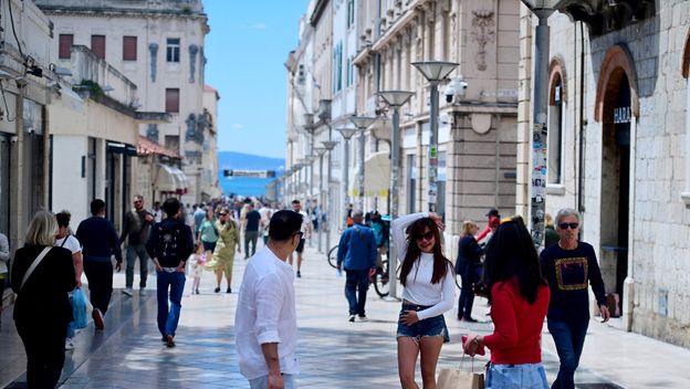 Turisti u Splitu