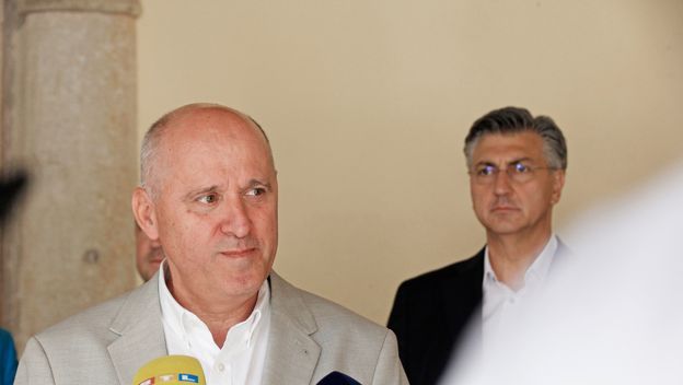 Ministar prostornog uređenja, graditeljstva i državne imovine Branko Bačić
