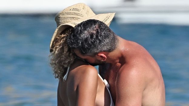 Rose Bertram s dečkom - 7