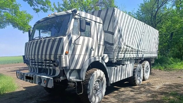 Nova kamuflaža na ruskim vojnim kamionima u Ukrajini