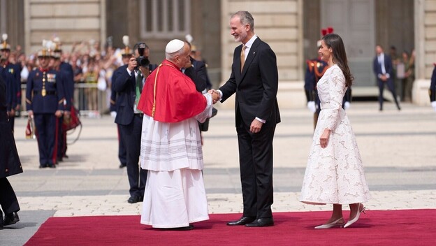 Papa Lav XIV., kralj Felipe VI., kraljica Letizia - 1