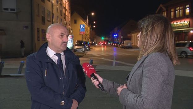 Gradonačelnik Gospića Karlo Starčević (HSP) i Josipa Krajinović (Foto: Dnevnik.hr)