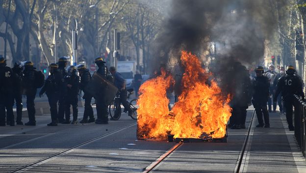 Prosvjed u Parizu (Foto: Sylvain THOMAS / AFP)