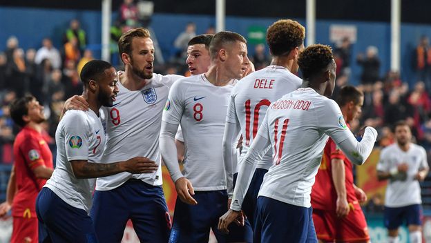 Engleska slavi pogodak (Foto: AFP)