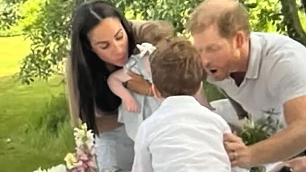 Princ Harry i Meghan Markle s djecom