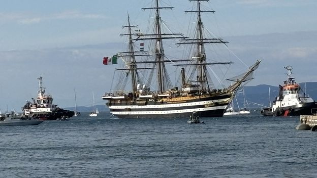 Jedrenjak Amerigo Vespucci