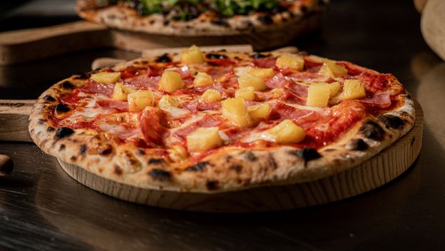 Je li pizza s narančom gora i od havajske pizze s ananasom?