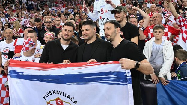 Duvnjak, Karačić i Pešić