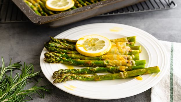 Šparoge zapečene sa sirom