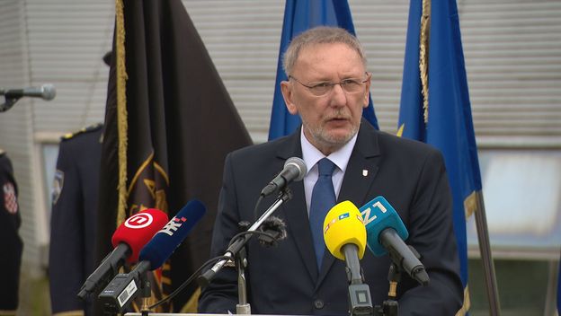 Davor Božinović
