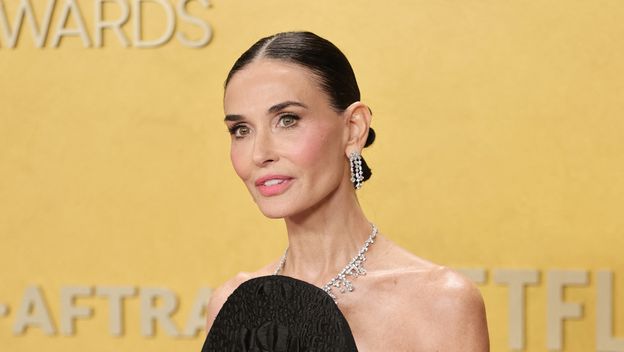 Demi Moore u haljini modne kuće Schiaparelli na dodjeli nagrada Actor Awards - 8