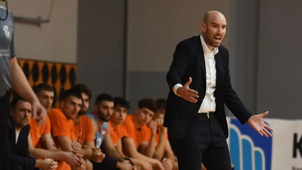 Luka Pešut