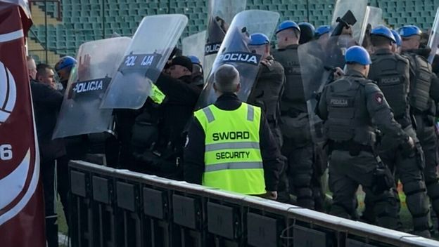 Antonio Bandić u pratnji policije