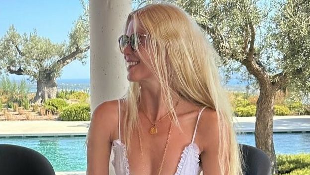 Claudia Schiffer - 5