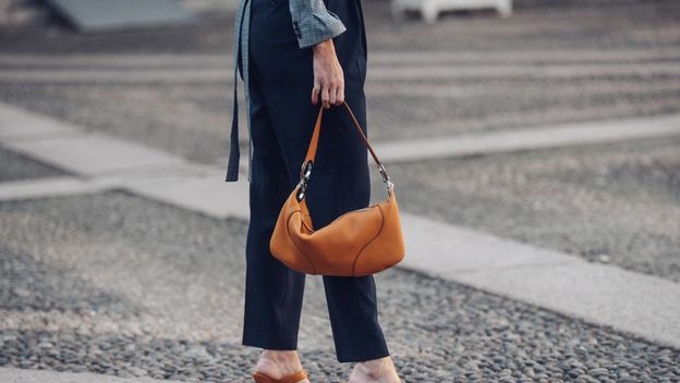 Hlače na crtu uvijek volimo imati u ormaru