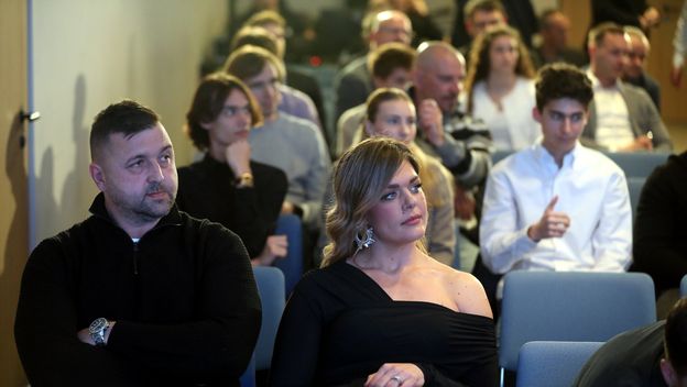 Sandra Elkasević, Edis Elkasević