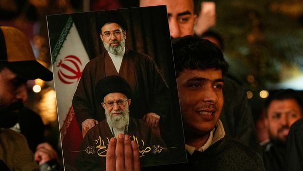 Podrška Modžtabu Hameneiju u Iraku