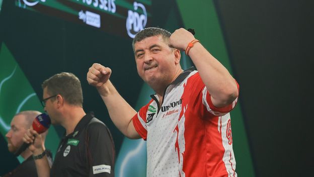 Mensur Suljović