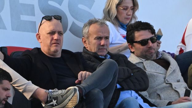 Dejan Savićević (u sredini)