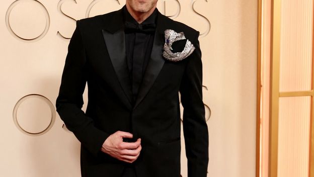 Neki slavni muškarci vole nositi crno od glave do pete