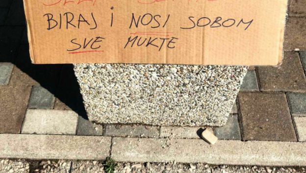 Kutija s alkoholnim pićima na poklon u Skradinu