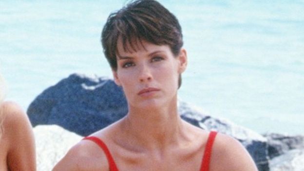 Alexandra Paul - 7