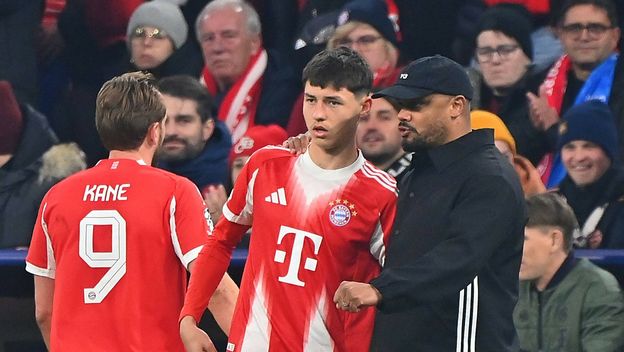 Filip Pavić i Vincent Kompany