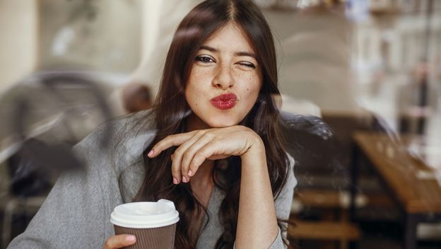 Žena prije kavu