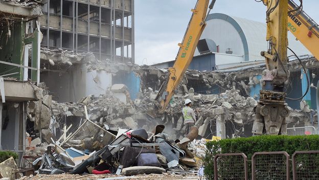 Rušenje Vjesnika - 1