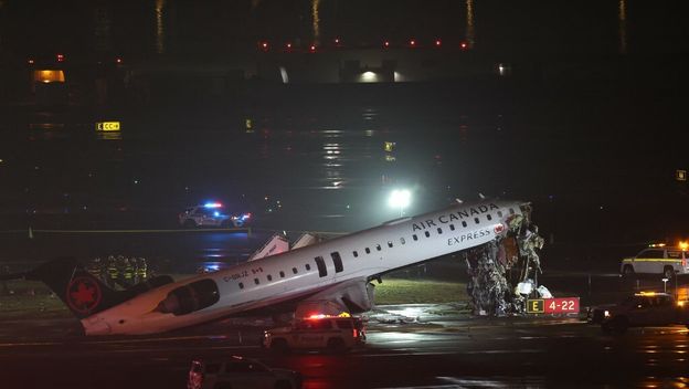 Avionska nesreća na aerodromu LaGuardia u New Yorku