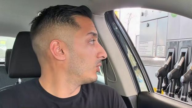 Skeč o cijeni goriva