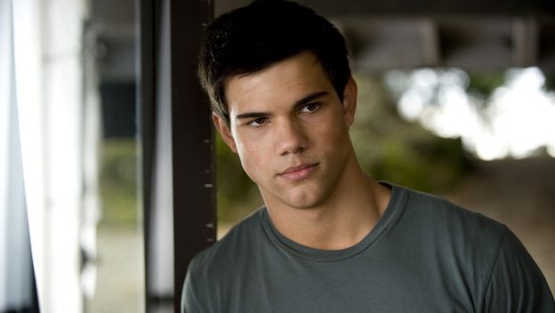 Taylor Lautner - 6