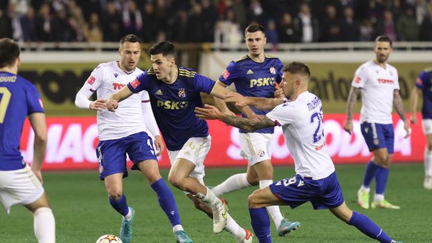 Marko Tolić u dresu Dinama protiv Hajduka