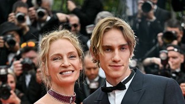 Uma Thurman i Levon Roan Thurman-Hawke - 3
