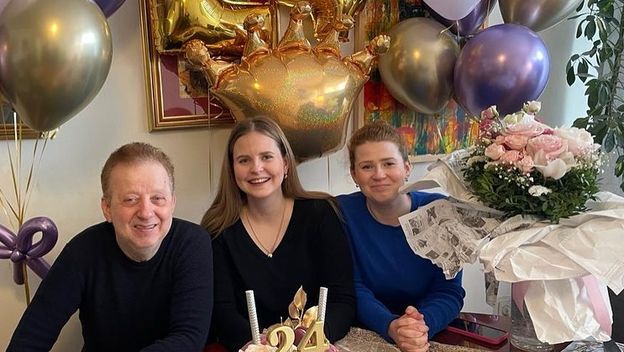 Jasenko Houra s obitelji - 1