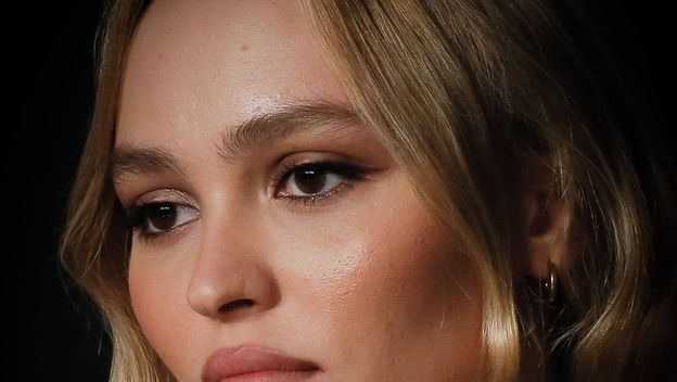 Lily-Rose Depp - 6