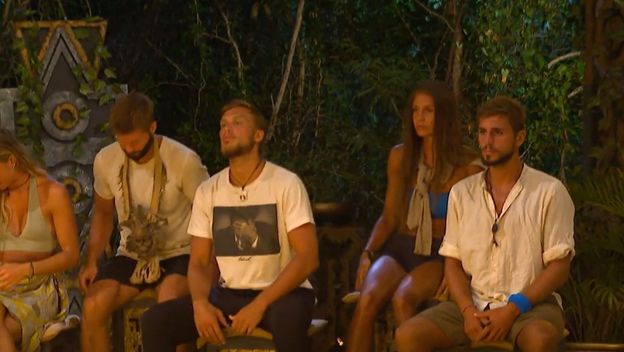 In Magazin: Surivor - 1