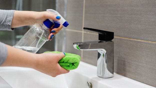 Prirodno sredstvo za čišćenje kupaonice: Imamo recept koji ne šteti zdravlju