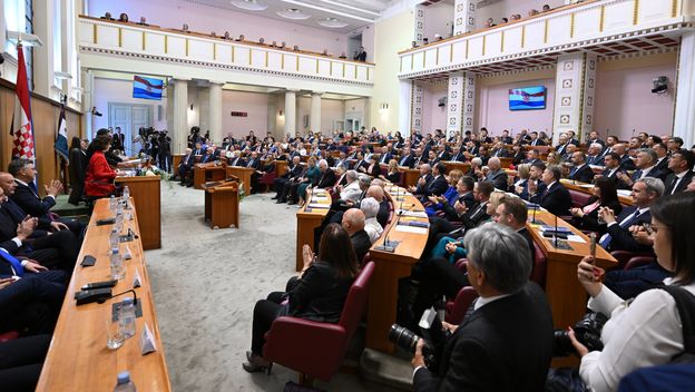 Konstituirajuca sjednica Sabora - 3