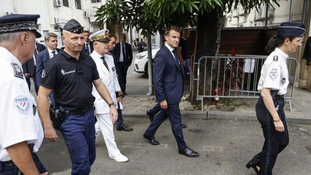 Emmanuel Macron stigao u Novu Kaledoniju