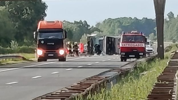 Prometna nesreća na A3 kod Popovače - 1