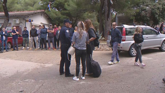 Zapečaćen kamp Jazina u Tisnom - 1
