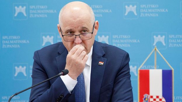 Bačić potpisao ugovore za mlade obitelji