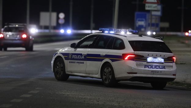 Prestretač na autocesti
