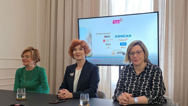 Ankica Mamić, Marijana Grbeša i Ivana Dragičević