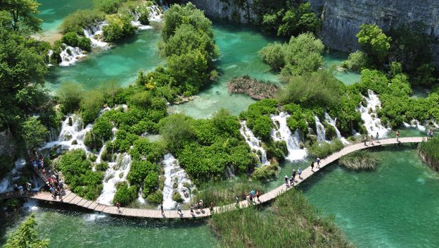 Kako se piše: Plitvička jezera ili Plitvička Jezera