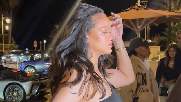 Rihanna - 6