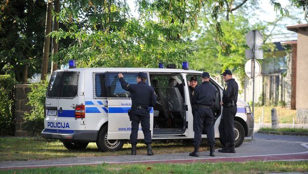 Slovenska policija, ilustracija