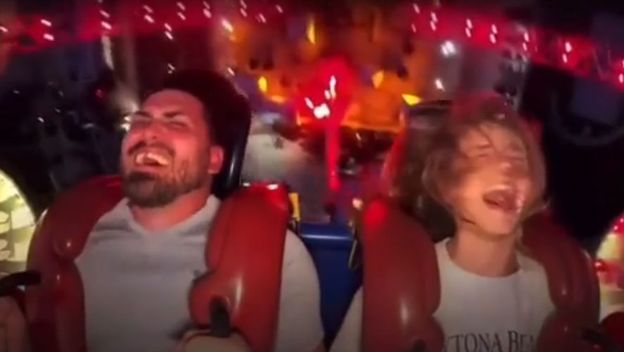 Prvi spoj u zabavnom parku